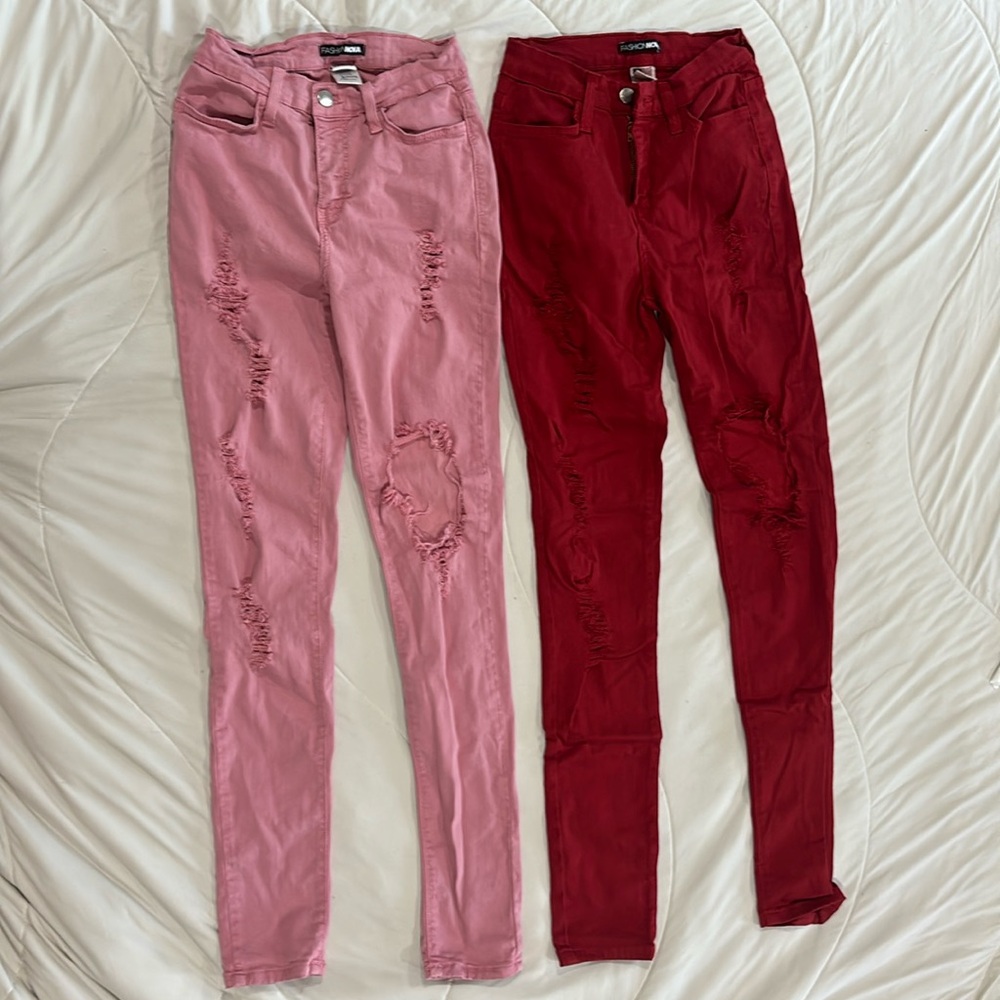 Set of 2 Women’s Fashion Nova Rose and Red Distressed Skinny Jeans Size 3